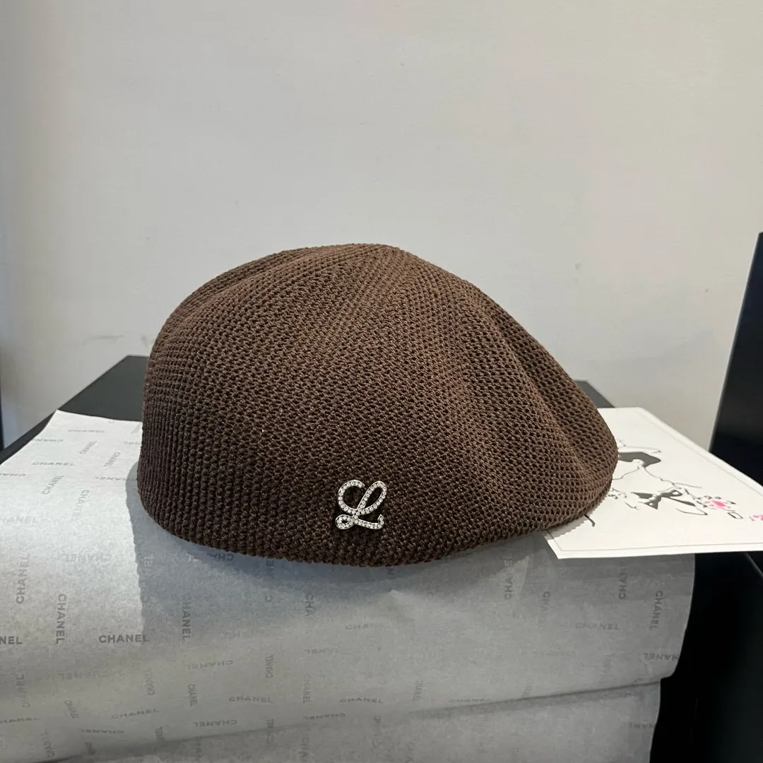 💰100¥ Loewe's new duck bill forward cap, head circumference 57cm