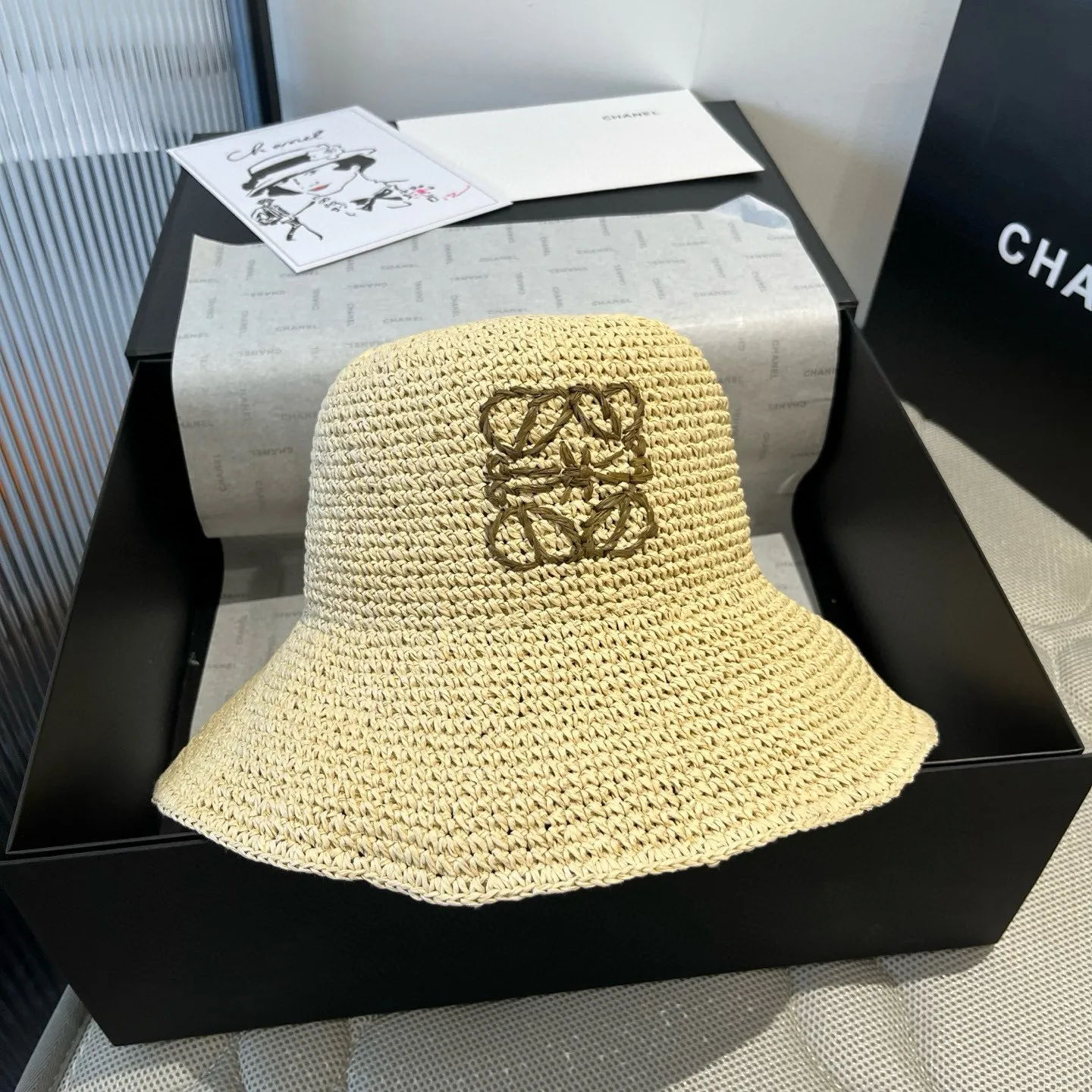 💰100¥ ＬＯＥＷＥLOEWE's new straw hat, hand-crocheted straw hat, foldable, easy to carry, head circumference 57cm