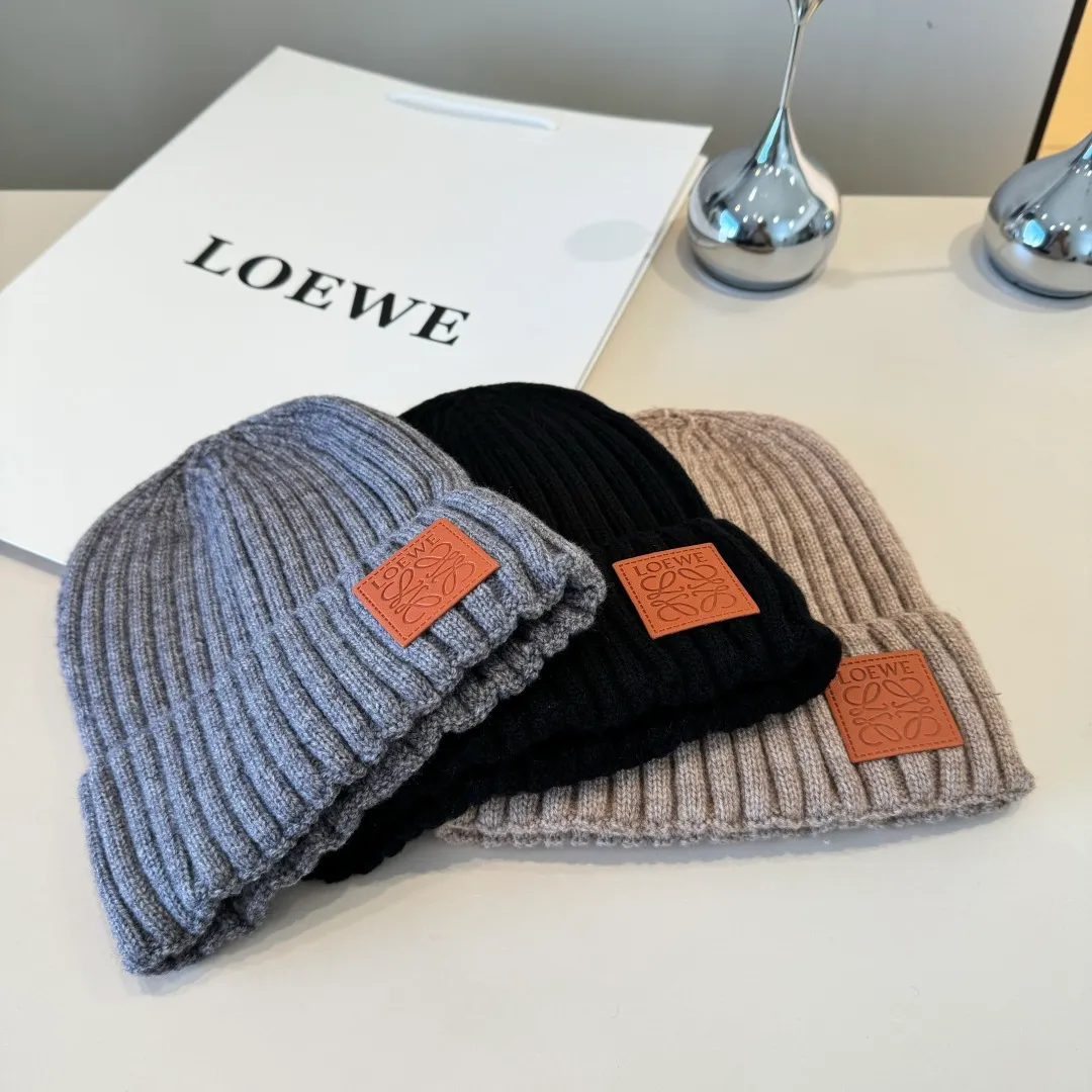 💰80¥ Loewe new knitted beanie