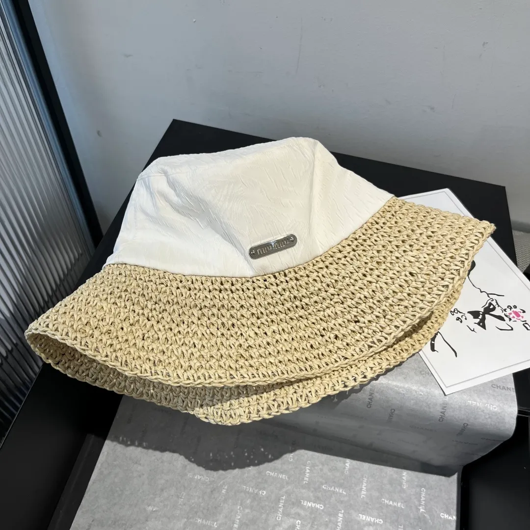 💰120¥ miumiu new fisherman hat, woven and spliced ​​gold fabric, head circumference 57cm
