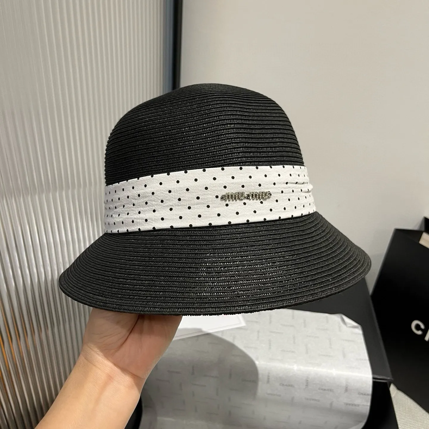 💰140¥ Miumiu new straw hat, head circumference 57cm