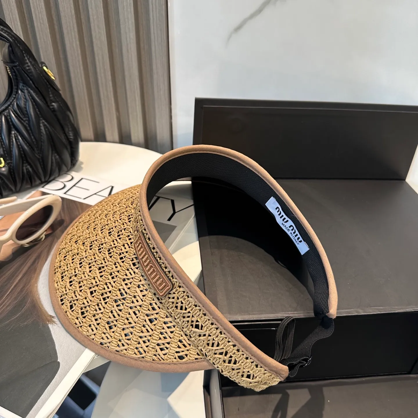P70💛 Comes with dust bag miumiu 2025 new sun visor hollow top headband hat, 🔆 versatile sun visor ~ a great tool for casual outings, great sun protection! Love it so much 💕