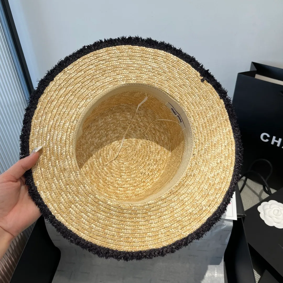 💰150¥ miumiu new straw flat top hat, head circumference 57cm