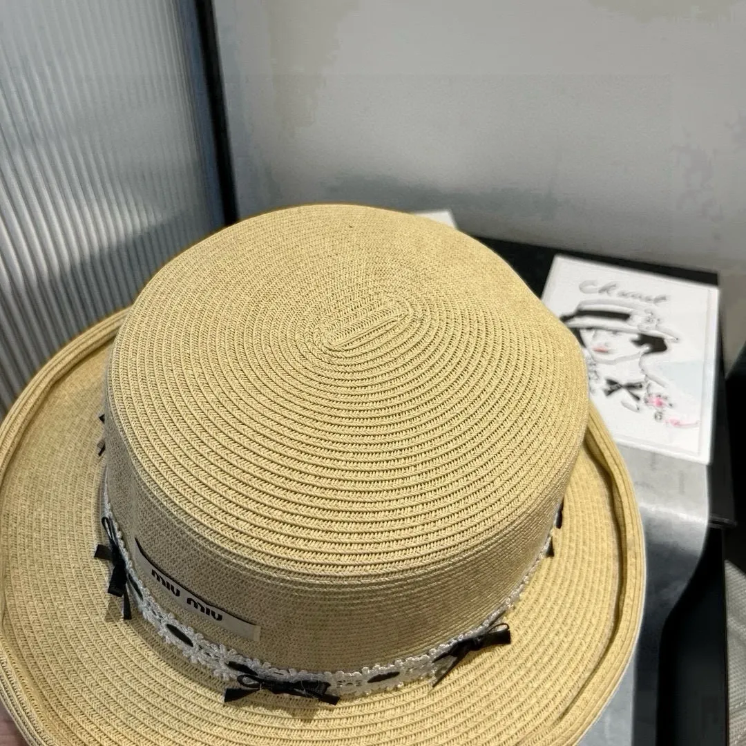 💰160¥ miumiu new flat-top straw hat, rolled-edge top hat, head circumference 57cm