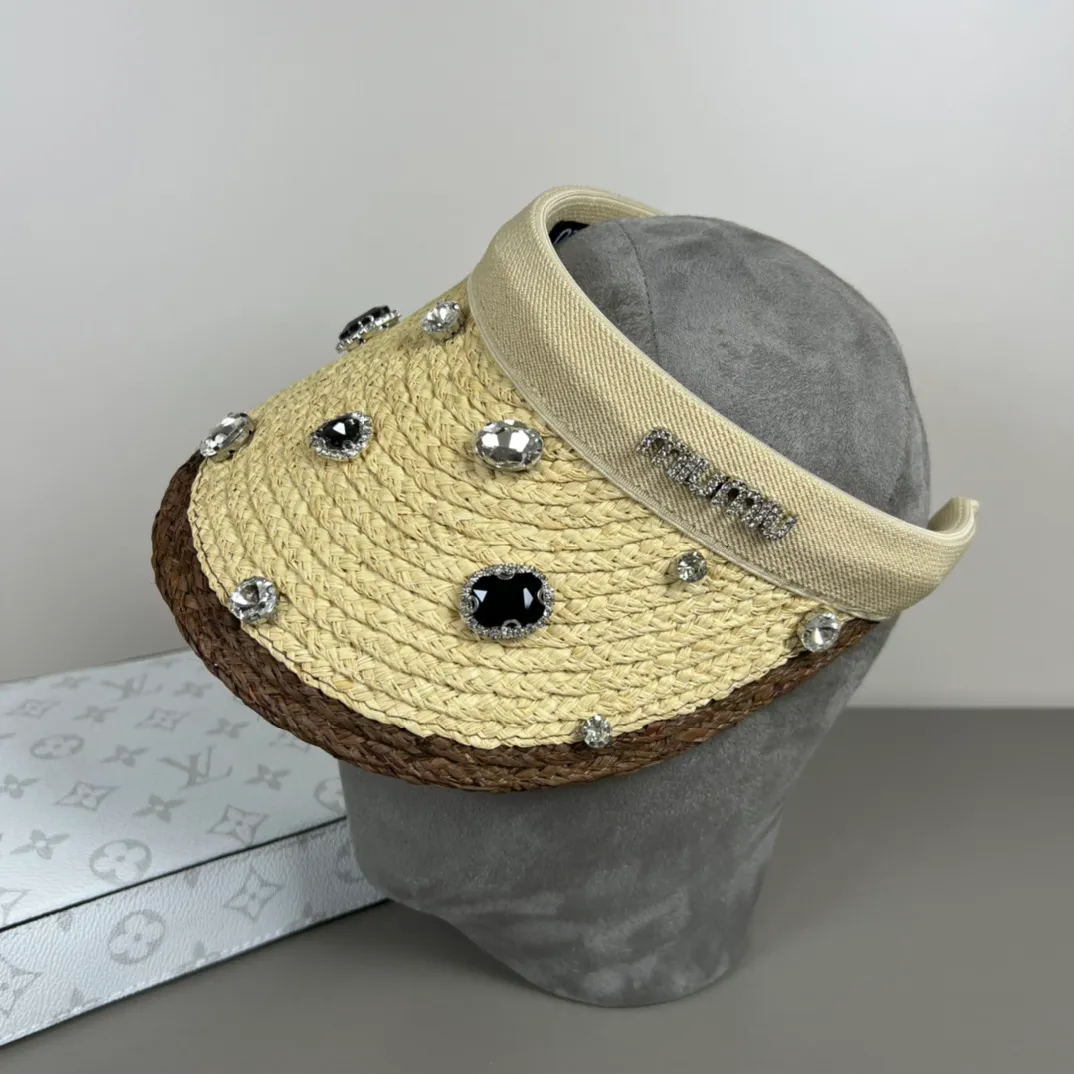 P76 comes with dust bag, miumiu high-end item 👍Sports and leisure empty top hat 🎩 The latest popular version of baseball cap 🌟 🎉 The shape of the hat is awesome 👍 Unisex couple style, a must-have artifact for travel [naughty]