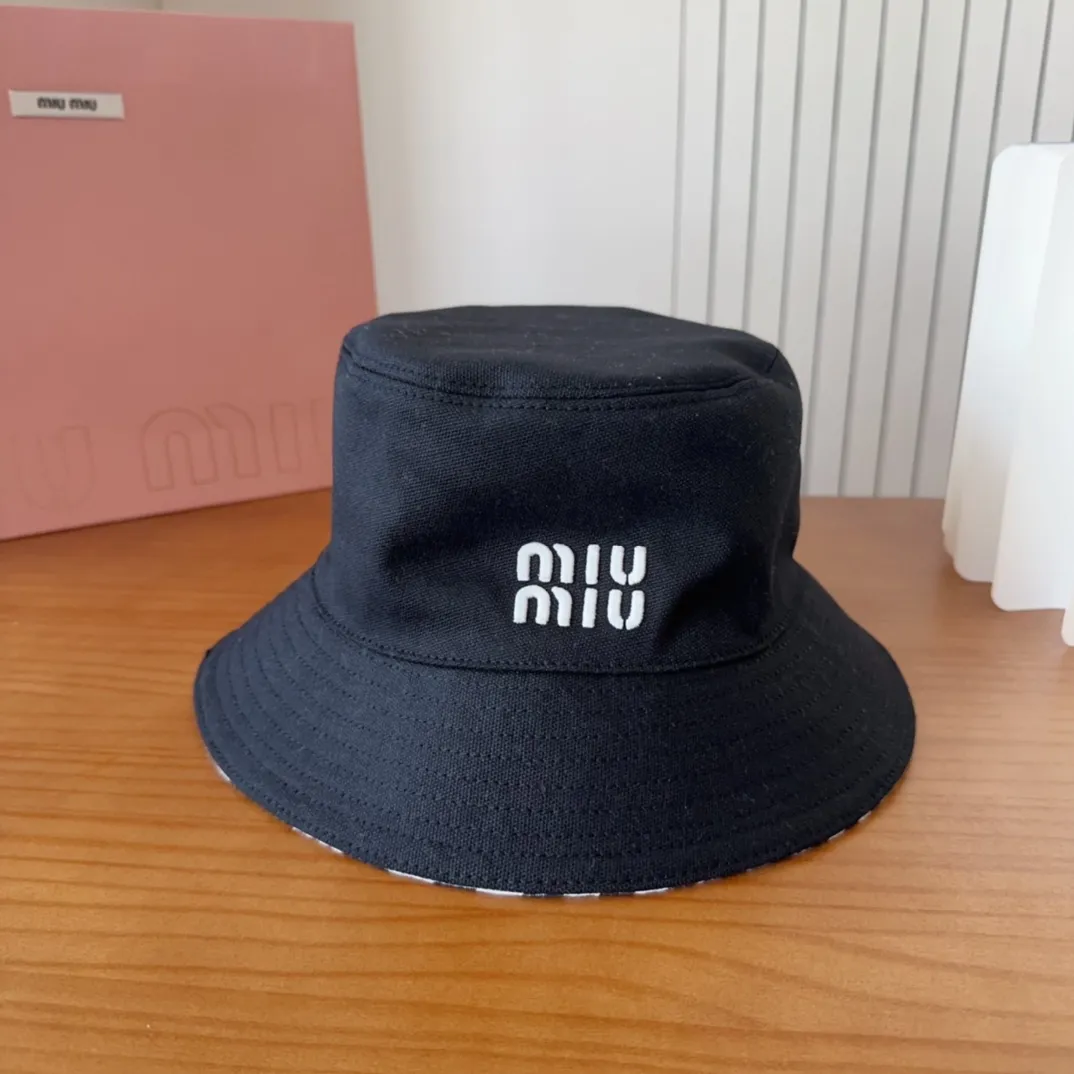 💰70 miumiu double-sided fisherman hat, one-to-one mold customization, head circumference 57cm, unisex
