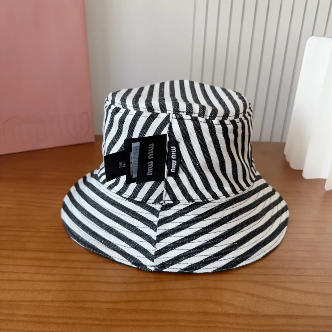 💰70 miumiu double-sided fisherman hat, one-to-one mold customization, head circumference 57cm, unisex