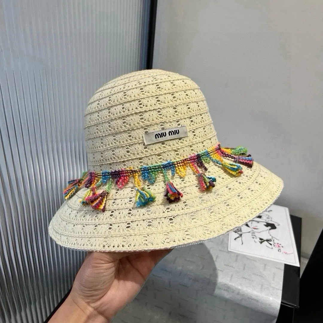 💰140¥ miumiu lace basin hat, small and fresh design, head circumference 57cm