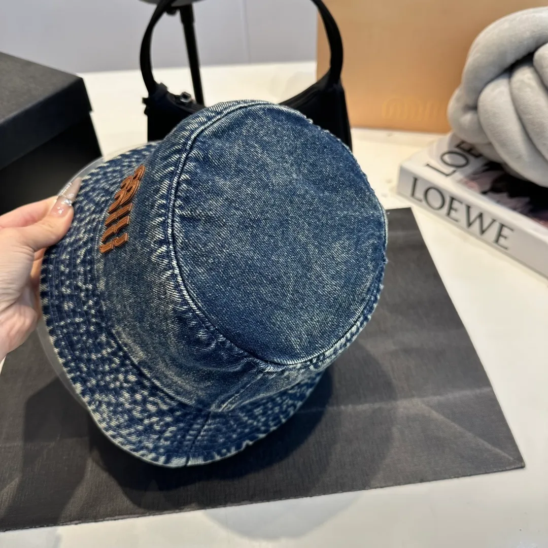 P60 miumiu high-end denim fisherman hat, original quality, head circumference 57cm