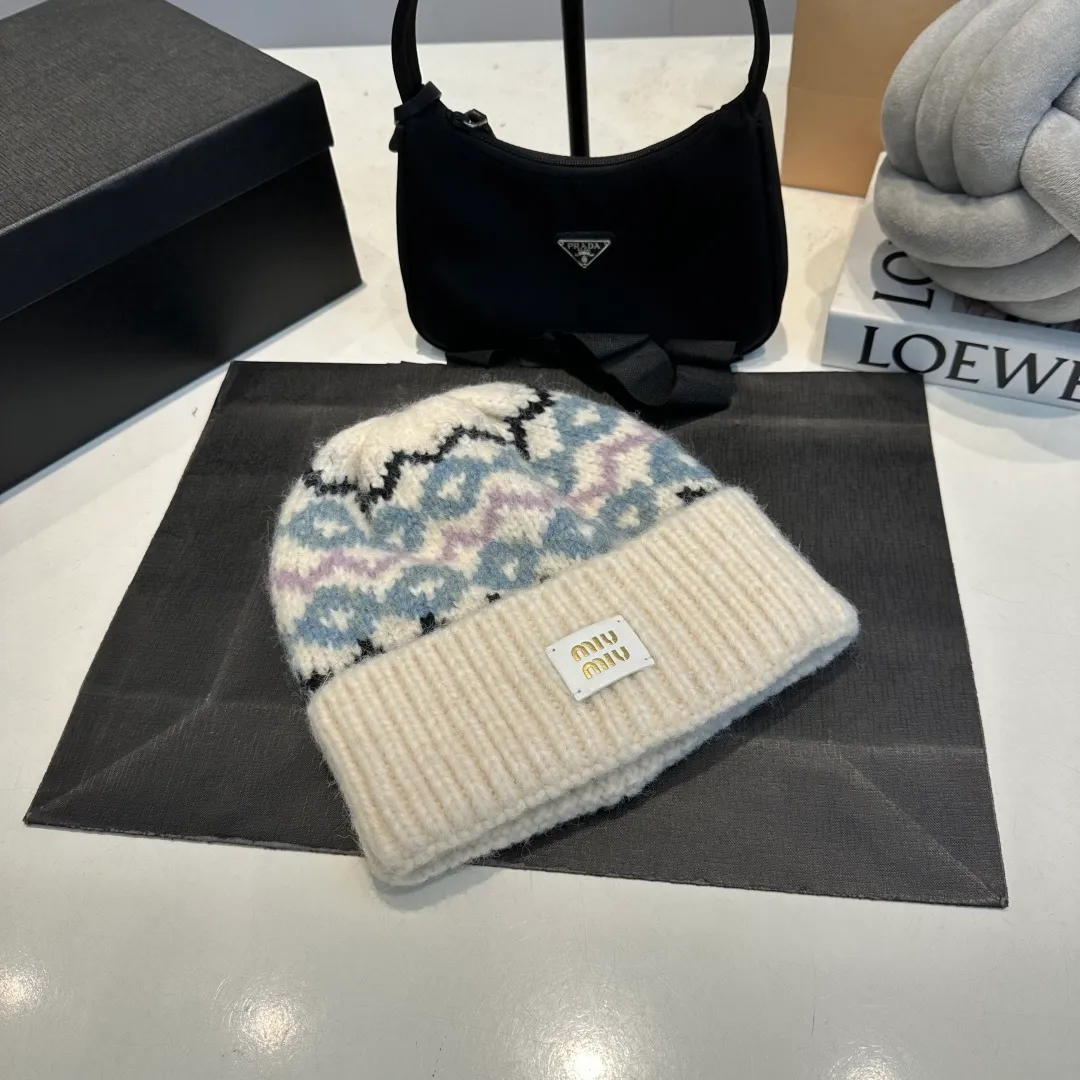 P56 miumiu new autumn and winter woolen hat