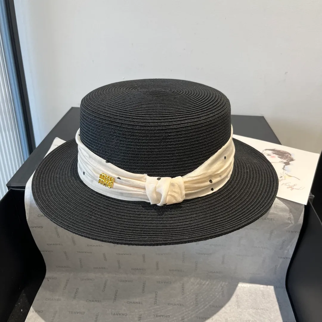 💰150¥ miumiu new flat-top sun hat, straw sun hat, head circumference 57cm