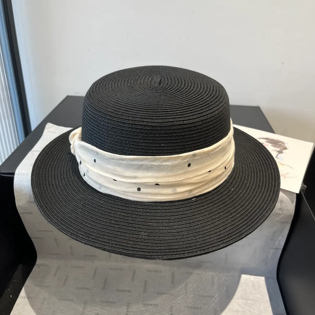 💰150¥ miumiu new flat-top sun hat, straw sun hat, head circumference 57cm