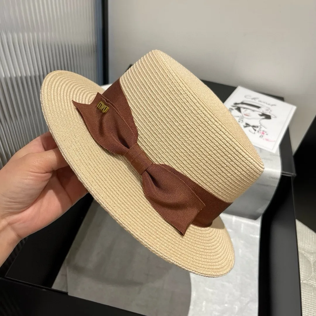 💰150¥ miumiu new flat top hat, Taiwan PP straw fabric, advanced customization, head circumference 57cm