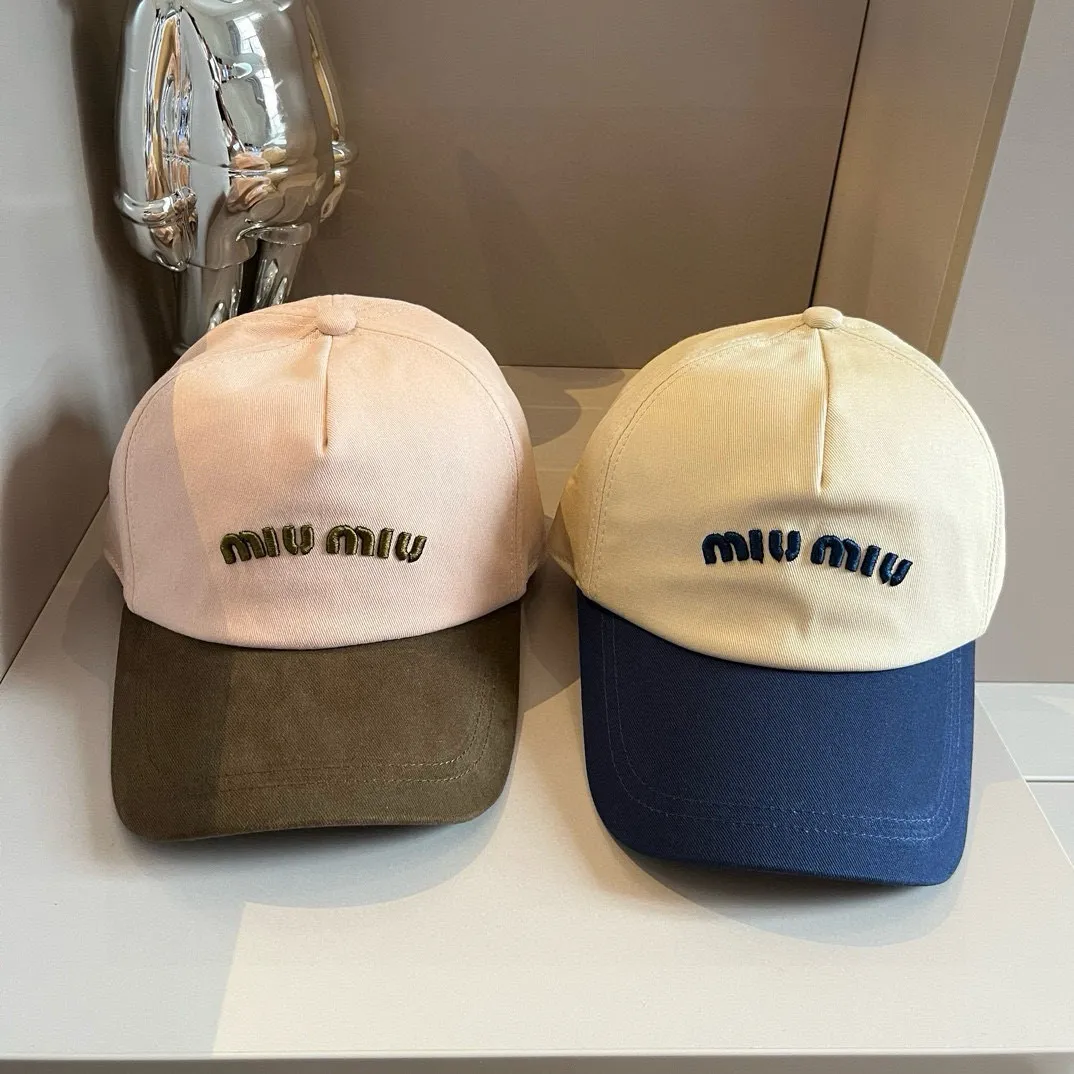 💰60¥ Miumiu official baseball cap, canvas cap, head circumference 57cm