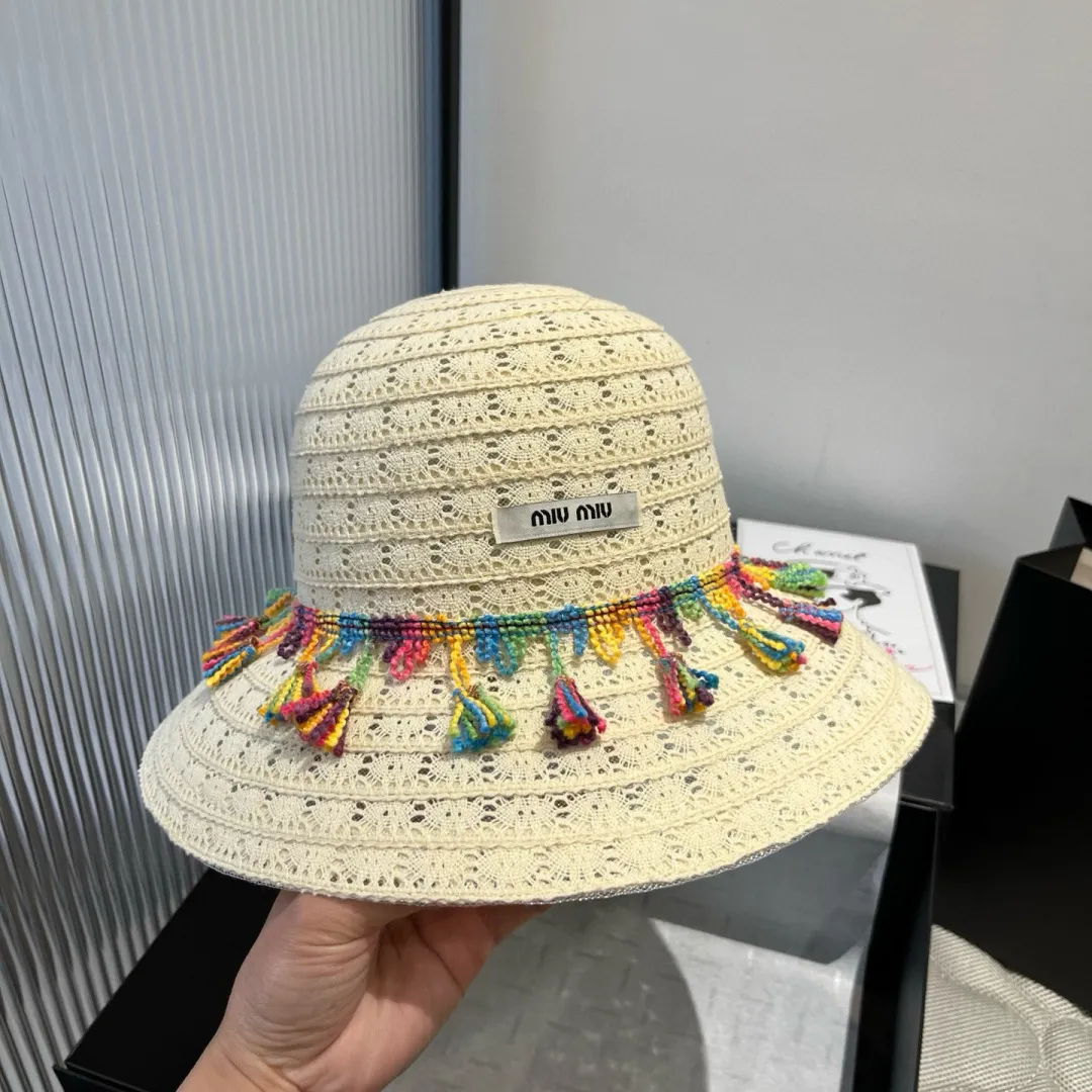 💰130¥ miumiu lace basin hat, small and fresh design, head circumference 57cm