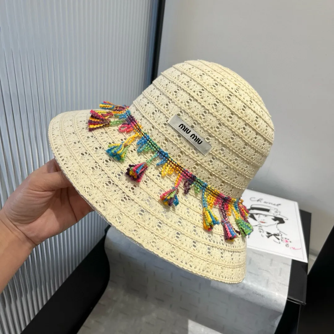 💰130¥ miumiu lace basin hat, small and fresh design, head circumference 57cm