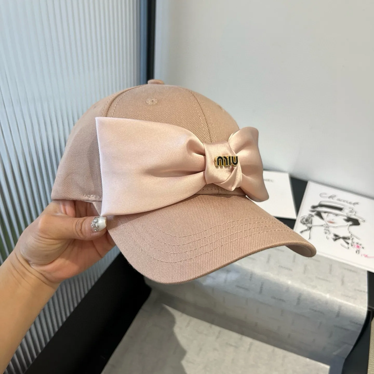 💰90¥ miumiu bow cap, high-end customization, head circumference 57cm
