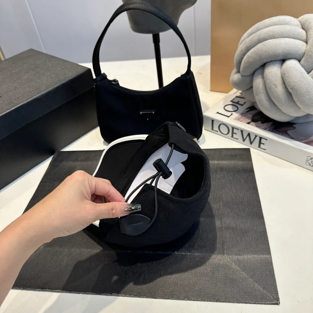 P70 miumiu new autumn and winter wool baseball cap, head circumference 57cm