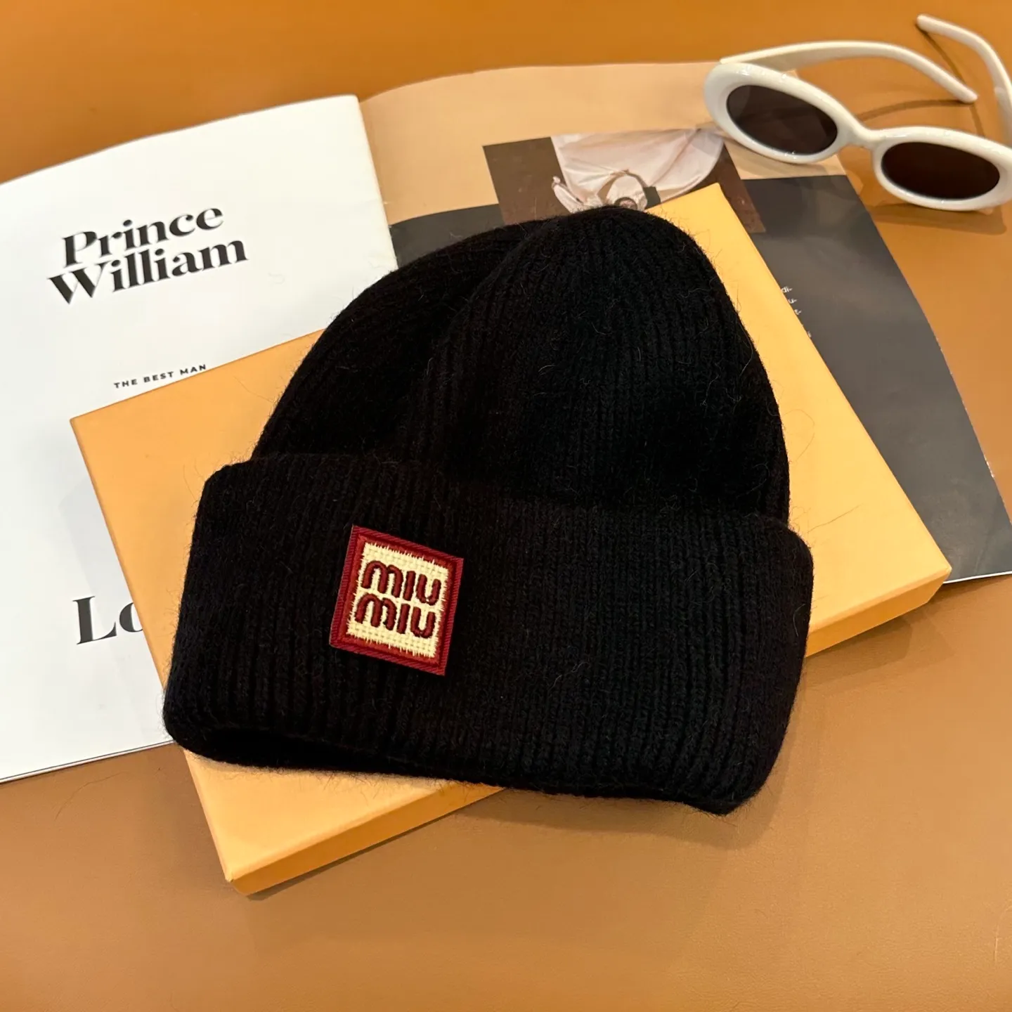 P50 miumiu Miu Miu counter's popular embroidered logo knitted hat! Xiaohongshu’s new product is released, it’s so 🉑️, high-elastic fabric, classic color