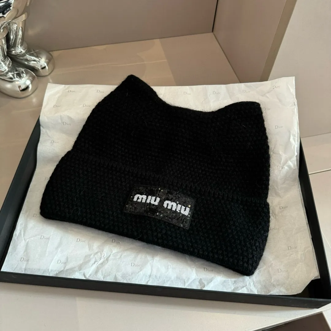 💰100¥ miumiu new wool hat, cat ear knitted hat