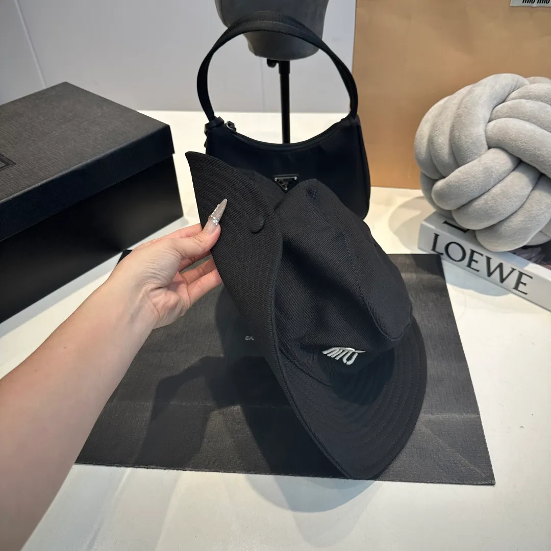 P70 miumiu counter canvas bucket hat, one-to-one mold customization, head circumference 57cm, unisex
