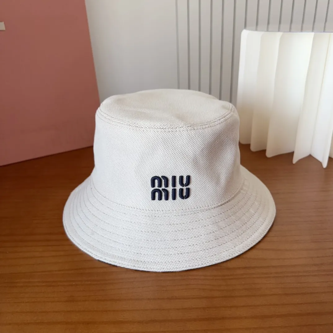 💰70 miumiu double-sided fisherman hat, one-to-one mold customization, head circumference 57cm, unisex