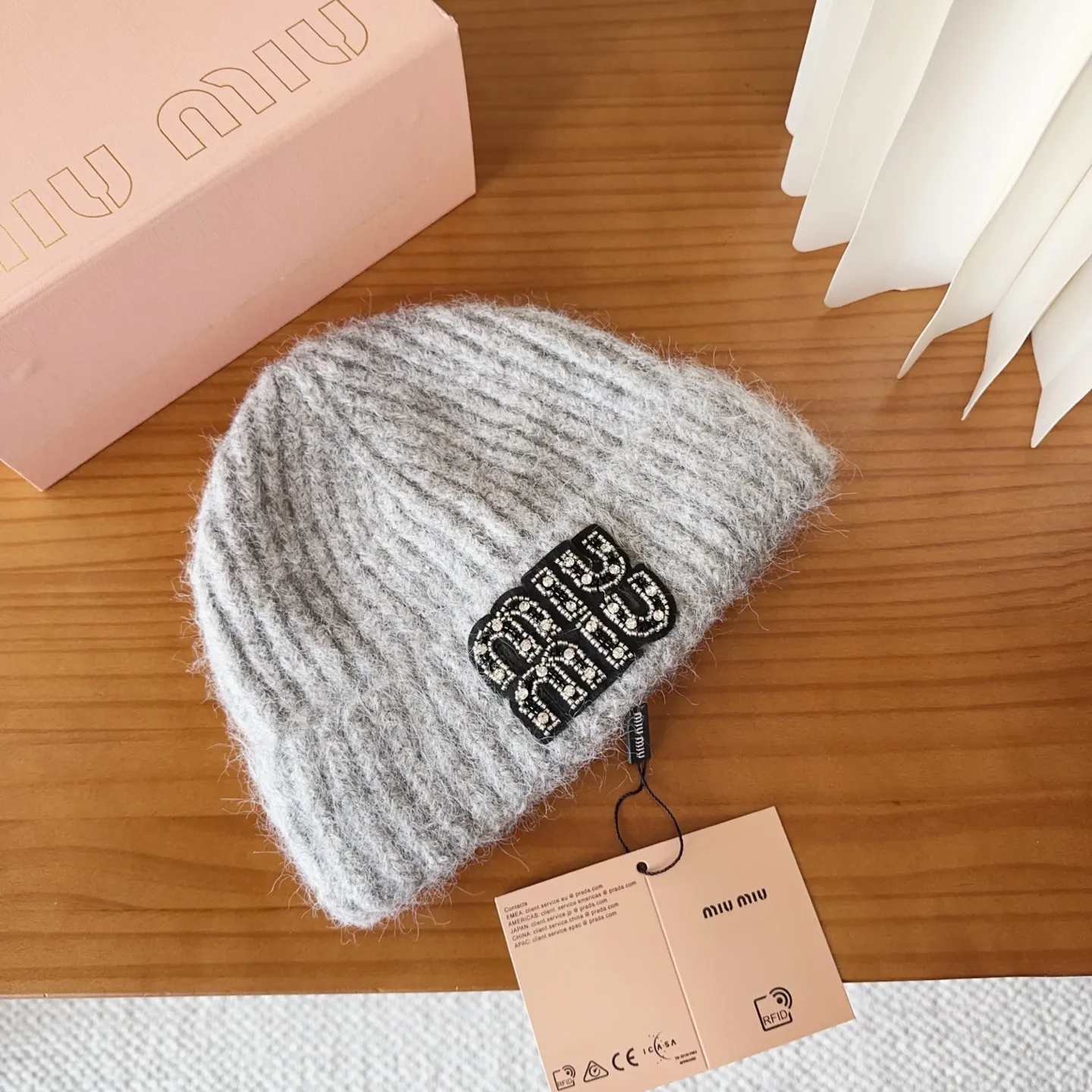 🉐️120 miumiu new autumn and winter knitted beanie This is so cute! The earmuffs are such a beauty! Soft and waxy