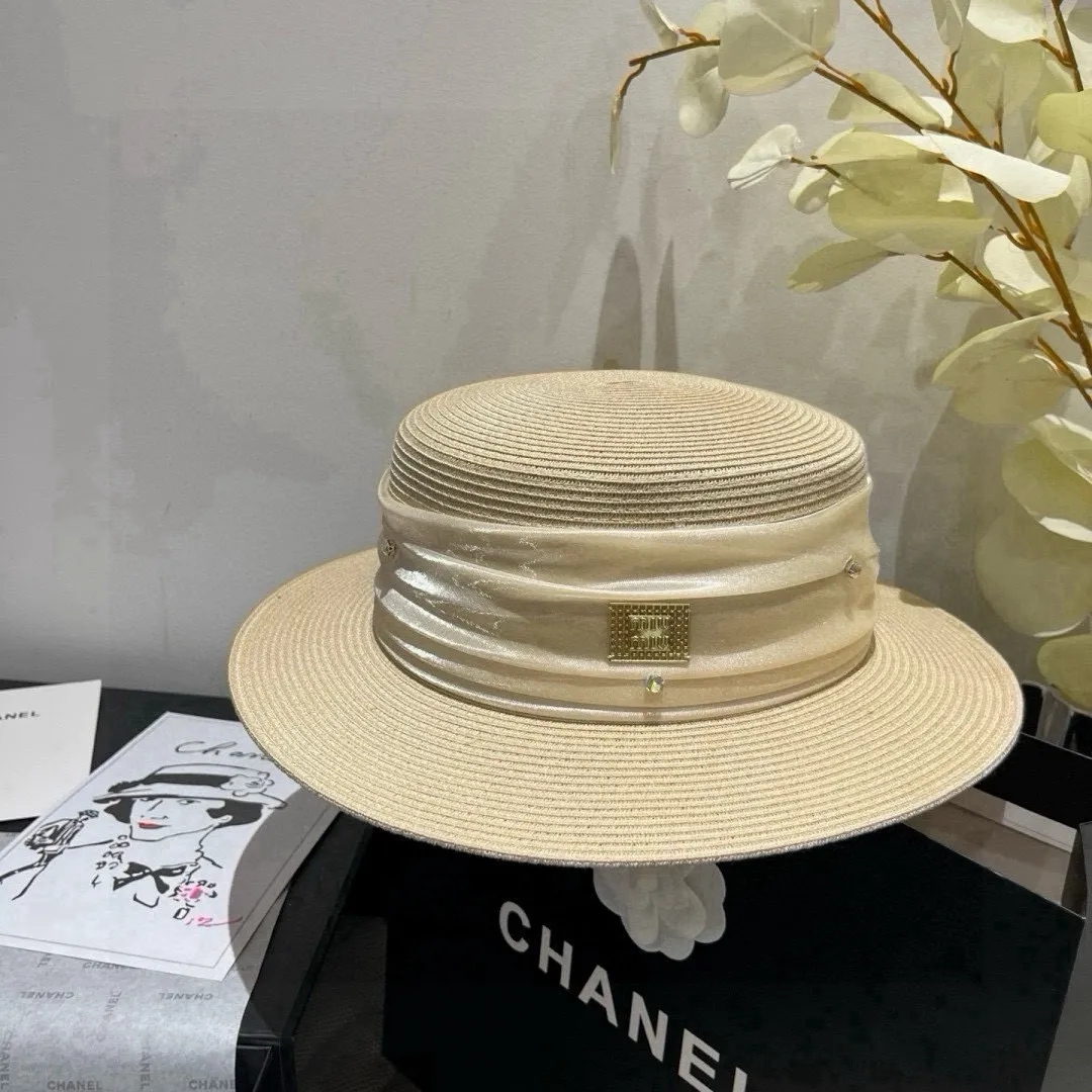 💰180¥ miumiu new flat top hat, high-grade PP straw fabric, head circumference 57cm