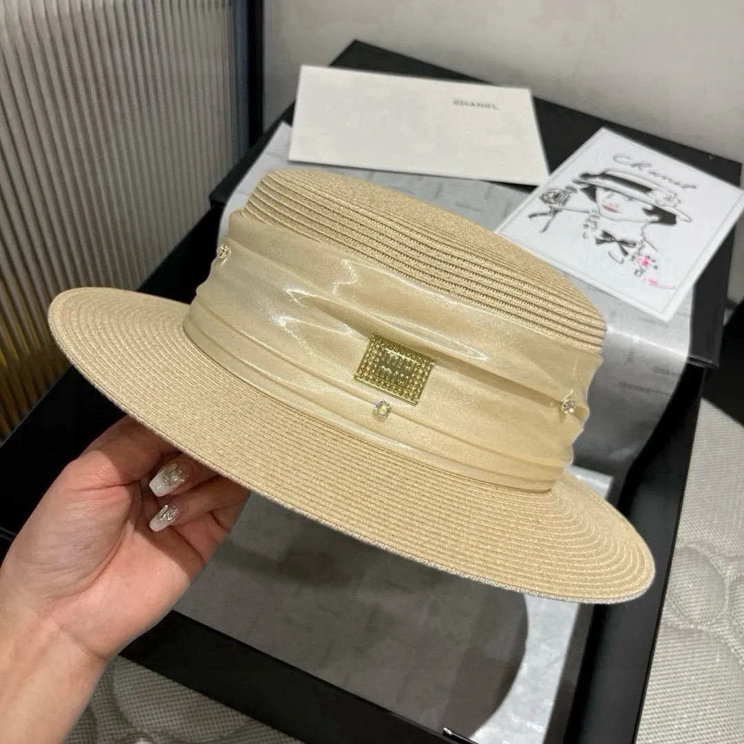 💰180¥ miumiu new flat top hat, high-grade PP straw fabric, head circumference 57cm
