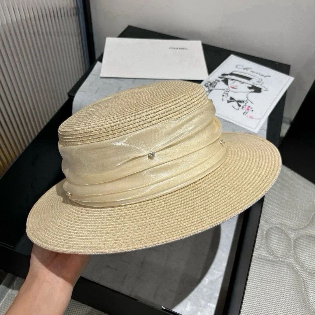 💰180¥ miumiu new flat top hat, high-grade PP straw fabric, head circumference 57cm