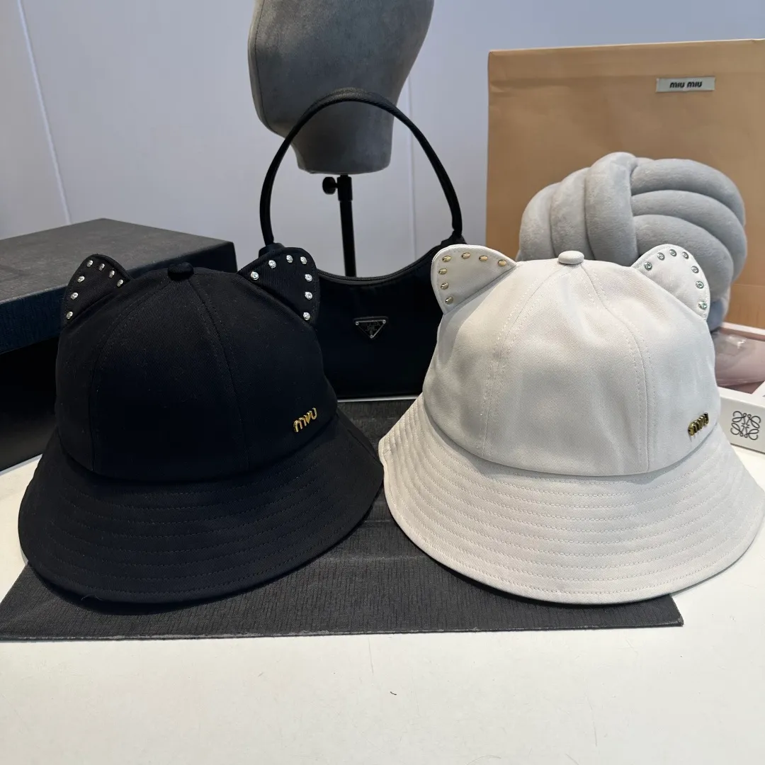 P70 miumiu high-end rabbit ear bucket hat, original quality, head circumference 57cm