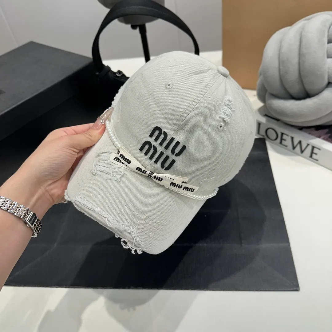 P60 miumiu's new bow-tie real pearl hole baseball cap, the hottest color at the moment - full of street style! Trendy and versatile, Xiaohongshu grows grass, poison, get your boyfriend, and cool together