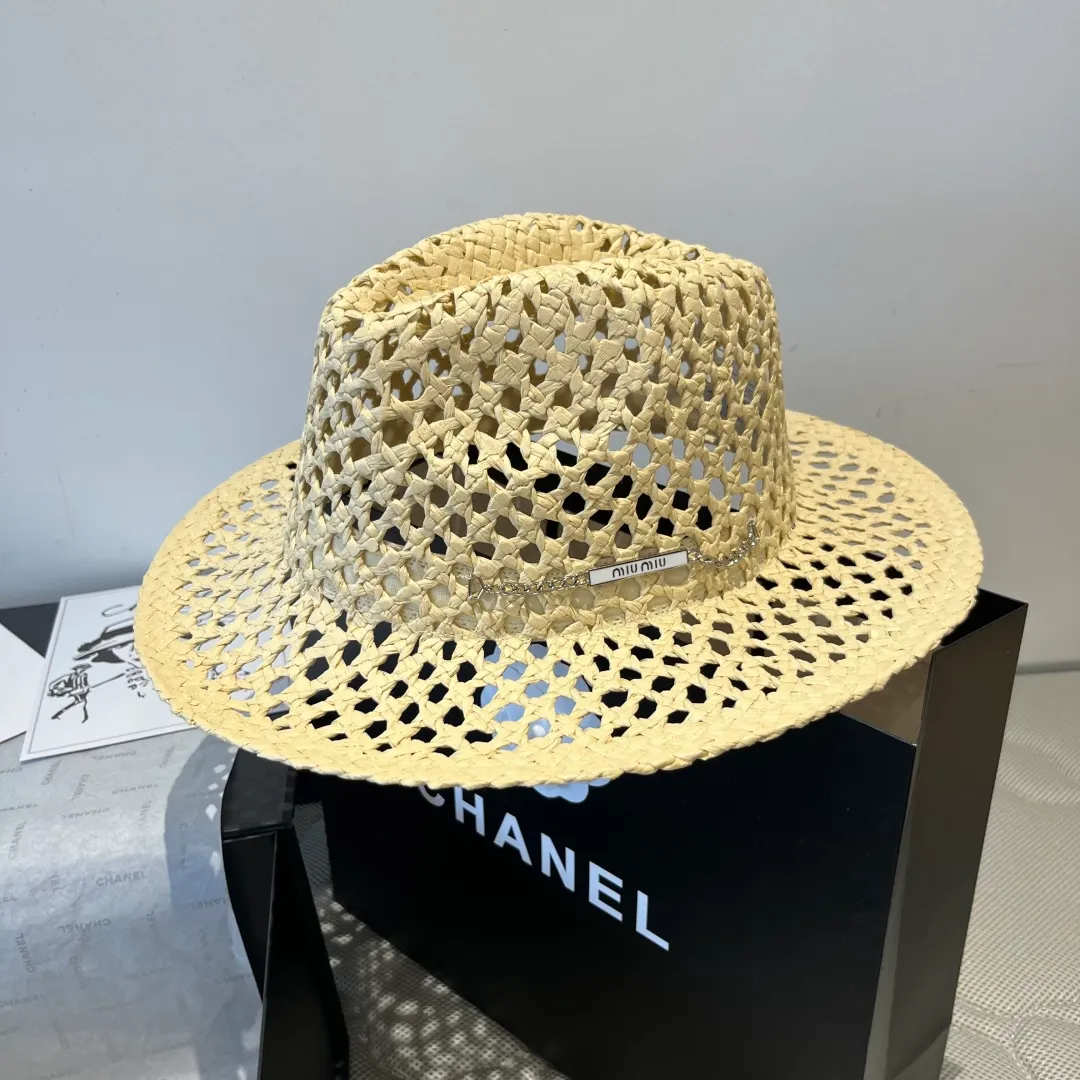 💰130¥ miumiu new top hat, hollow top hat, head circumference 57cm