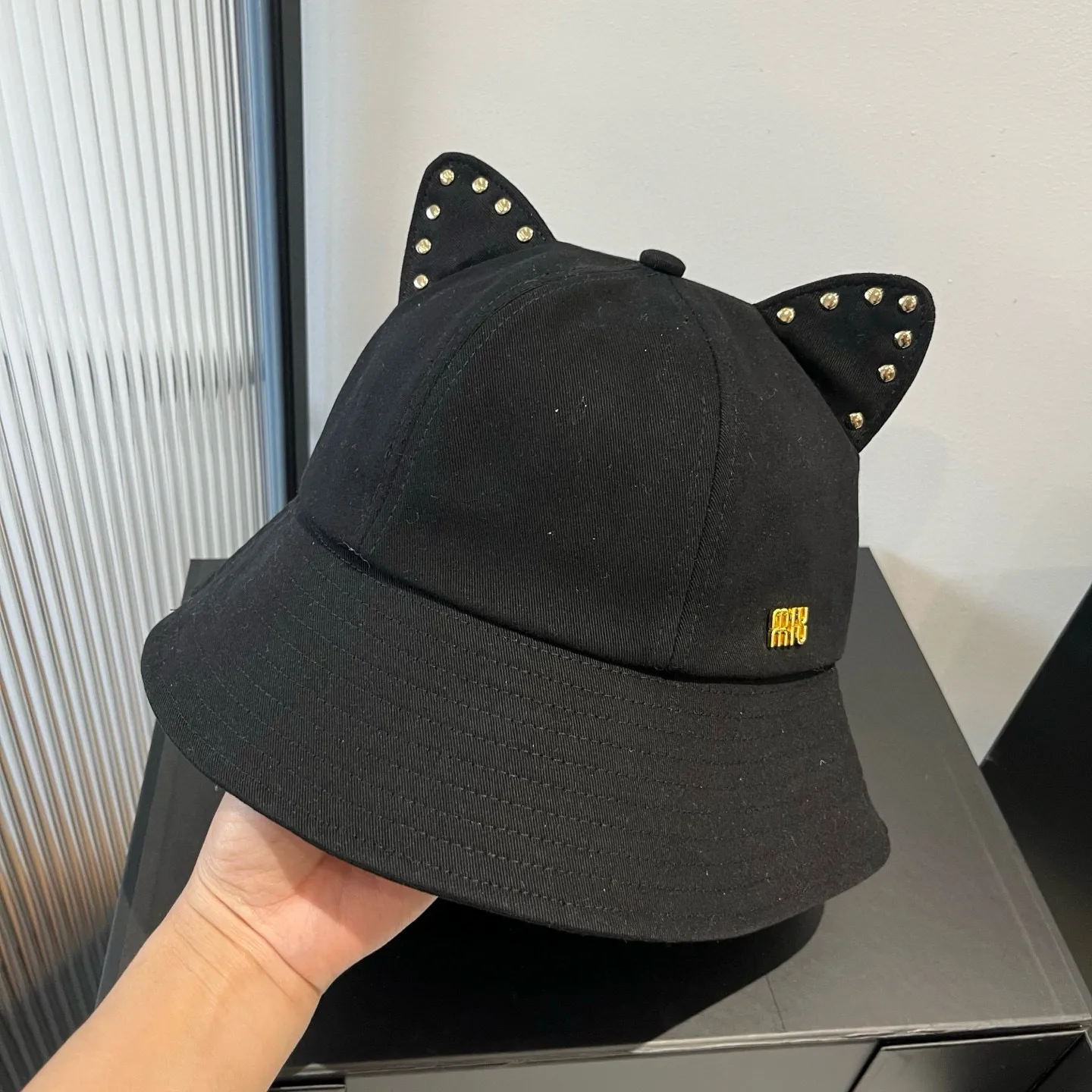 💰120¥ Miumiu miumiu spring and summer style cat ears and ding fisherman hat, pure cotton fabric, high-grade workmanship, head circumference 57cm