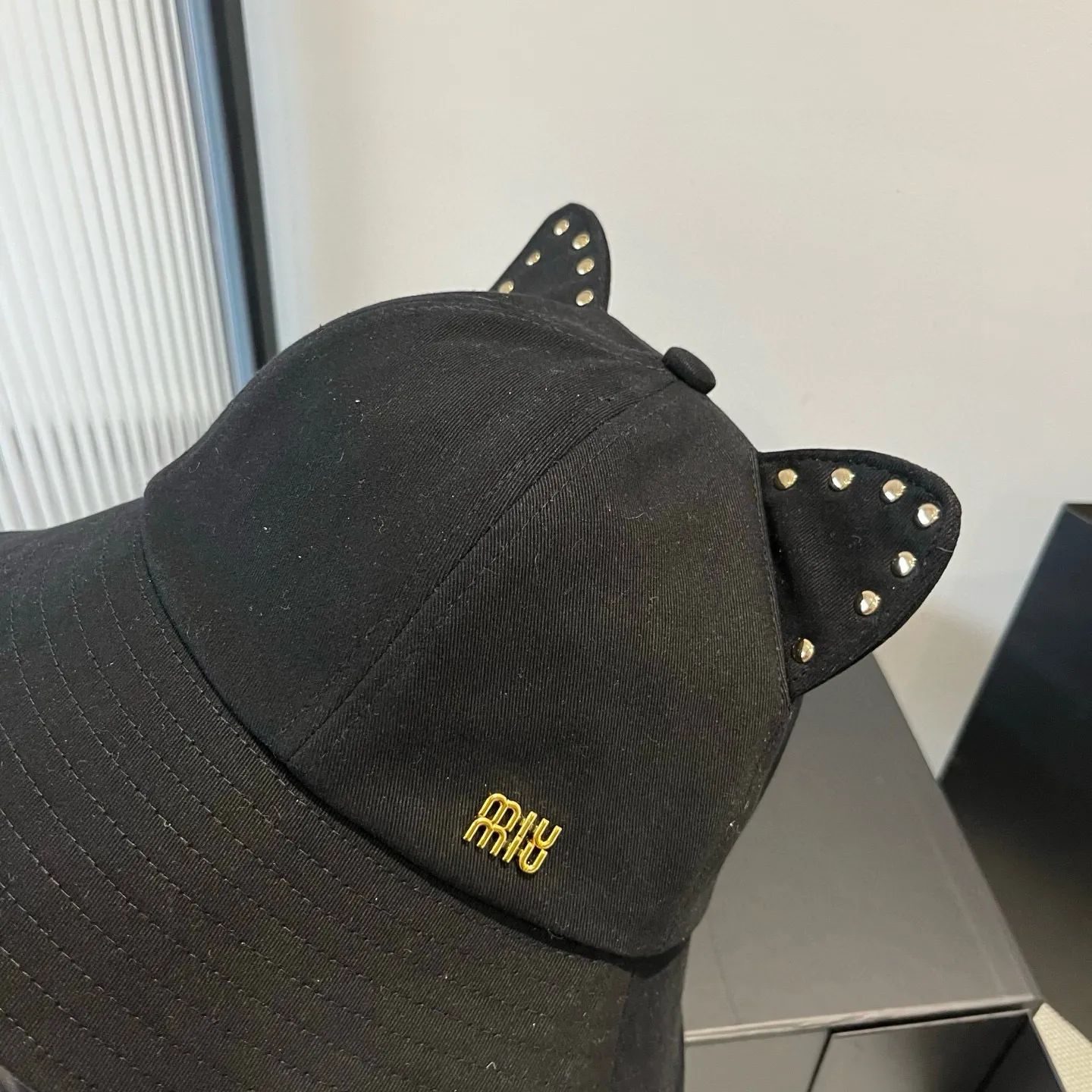 💰120¥ Miumiu miumiu spring and summer style cat ears and ding fisherman hat, pure cotton fabric, high-grade workmanship, head circumference 57cm