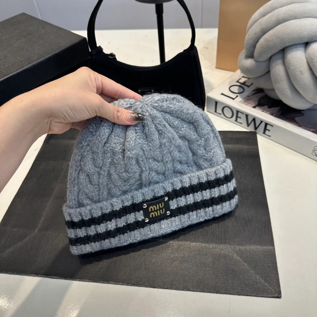 P60 miumiu new autumn and winter woolen hat