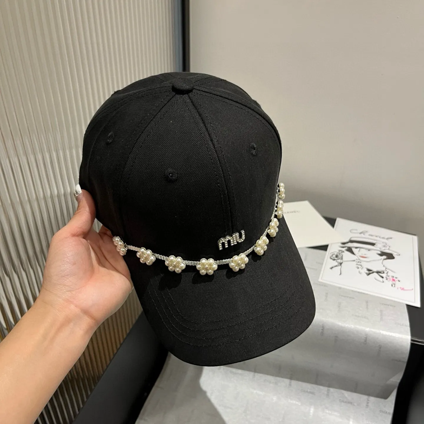 💰100¥ miumiu new peaked cap