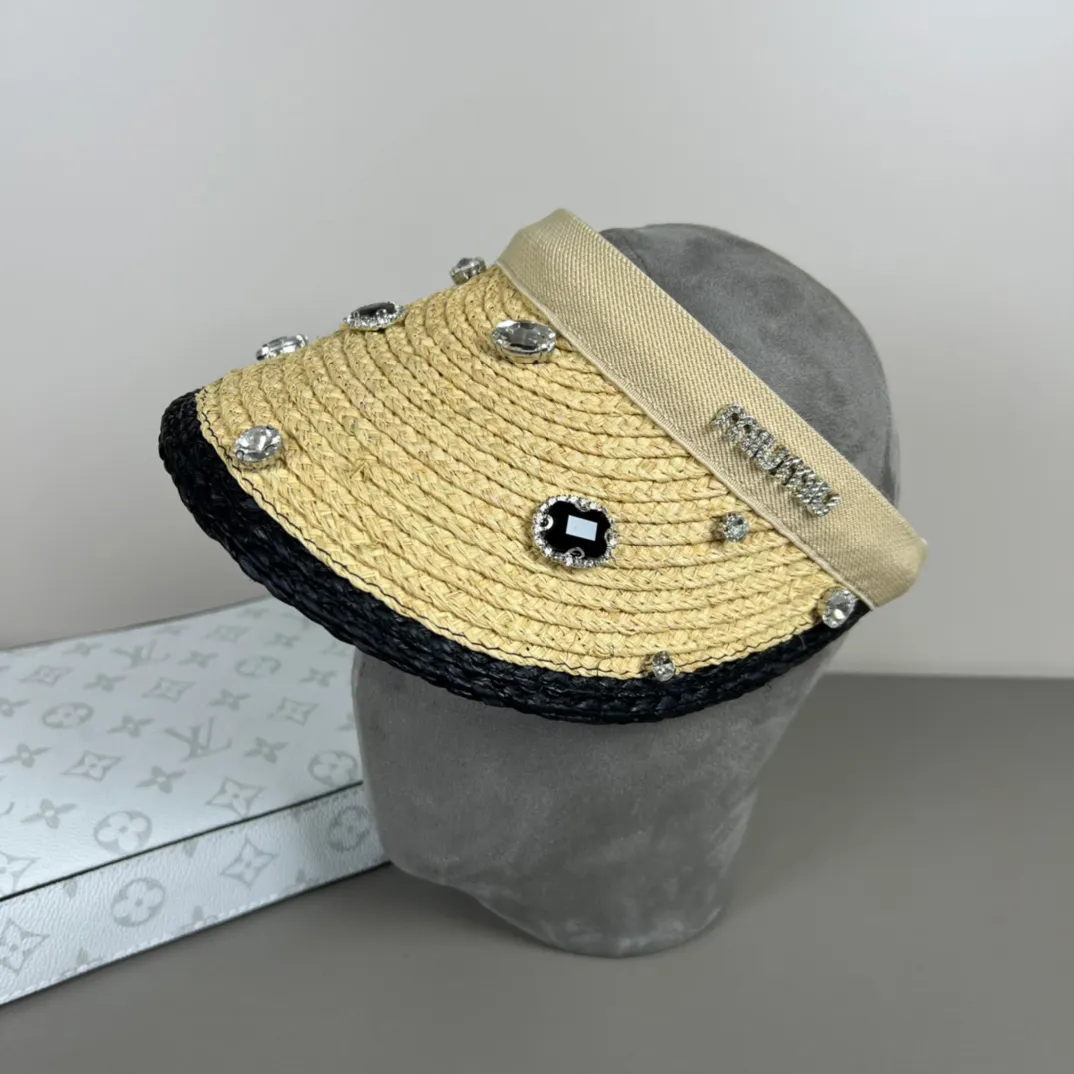 P76 comes with dust bag, miumiu high-end item 👍Sports and leisure empty top hat 🎩 The latest popular version of baseball cap 🌟 🎉 The shape of the hat is awesome 👍 Unisex couple style, a must-have artifact for travel [naughty]