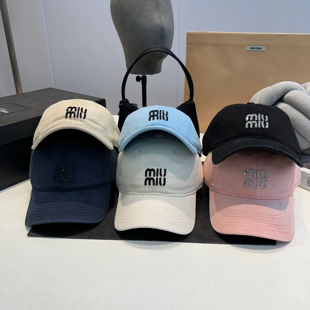 P60 miumiu new 25 spring and summer baseball cap, widened to show small head, new logo embroidery for spring and summer, same style for men and women