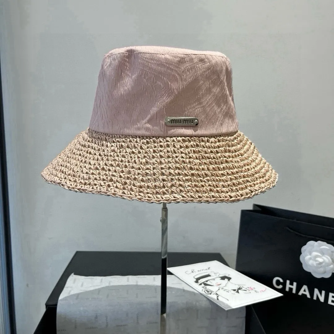 💰130¥ miumiu new fisherman hat, woven and spliced ​​gold fabric, head circumference 57cm