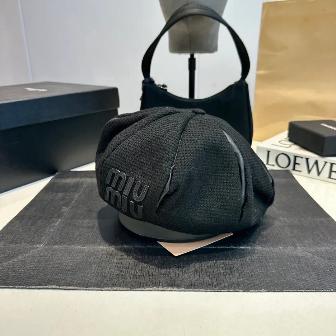 P60 miumiu autumn and winter new beret, official style, retro style beret, head circumference 57cm