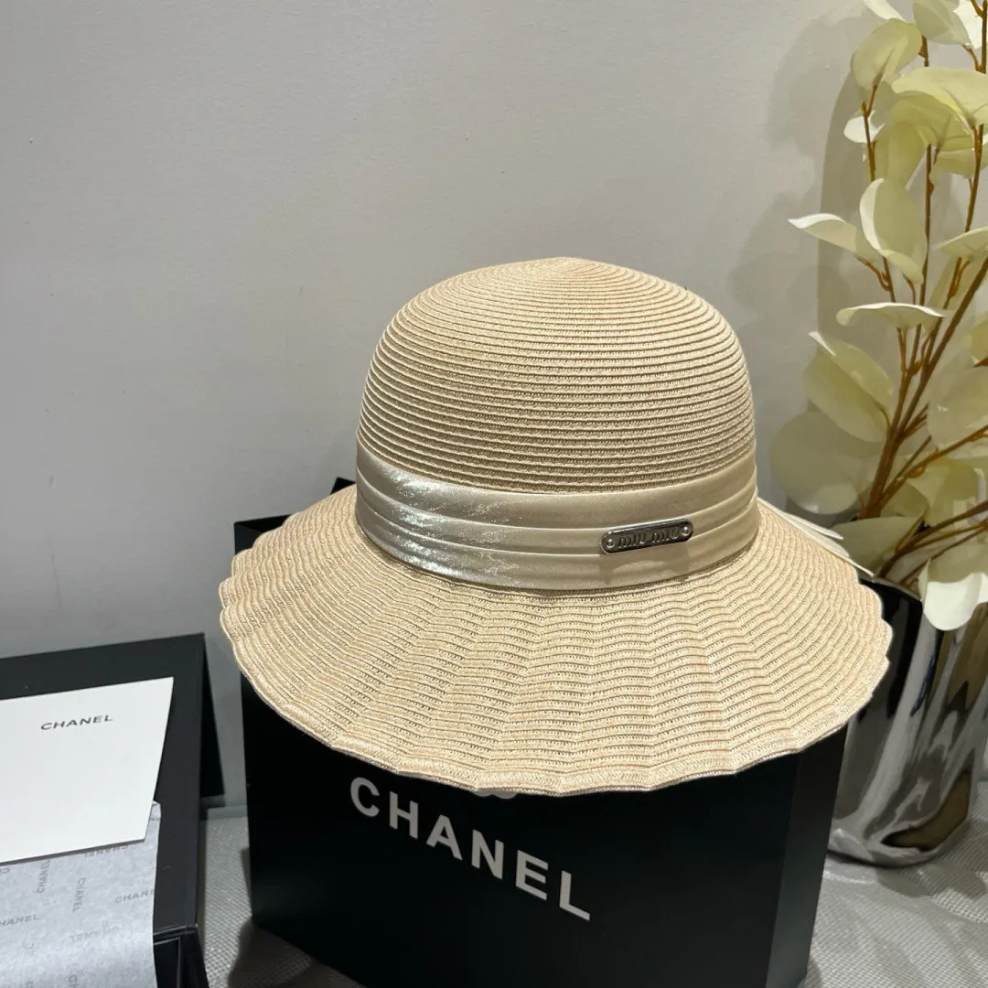 💰170¥ miumiu Miumiu new water ripple straw hat, ladies hat, PP straw fabric, head circumference 57cm