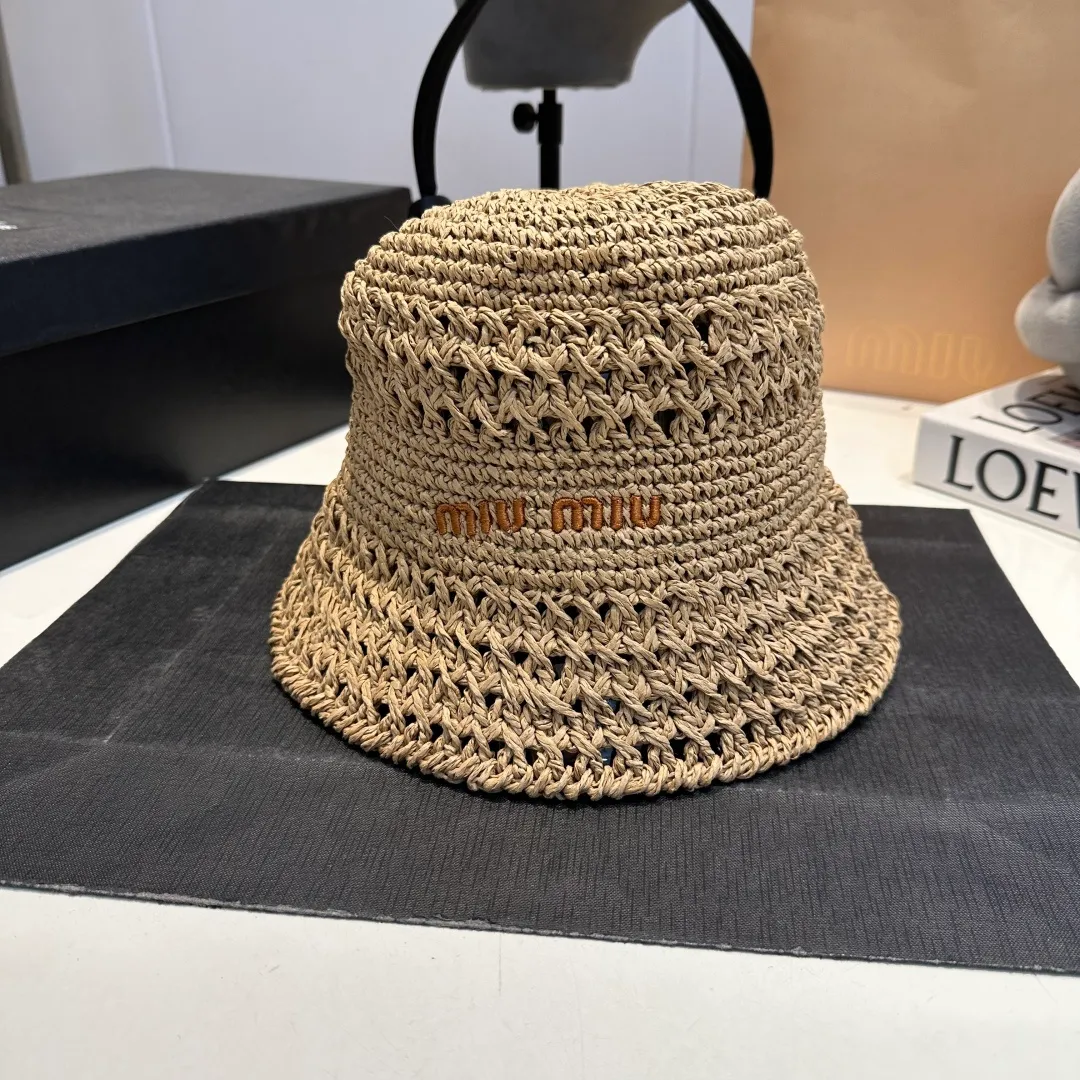 P60 miumiu embroidered handhook hat, ladylike round hat, high-end customization, head circumference 57cm