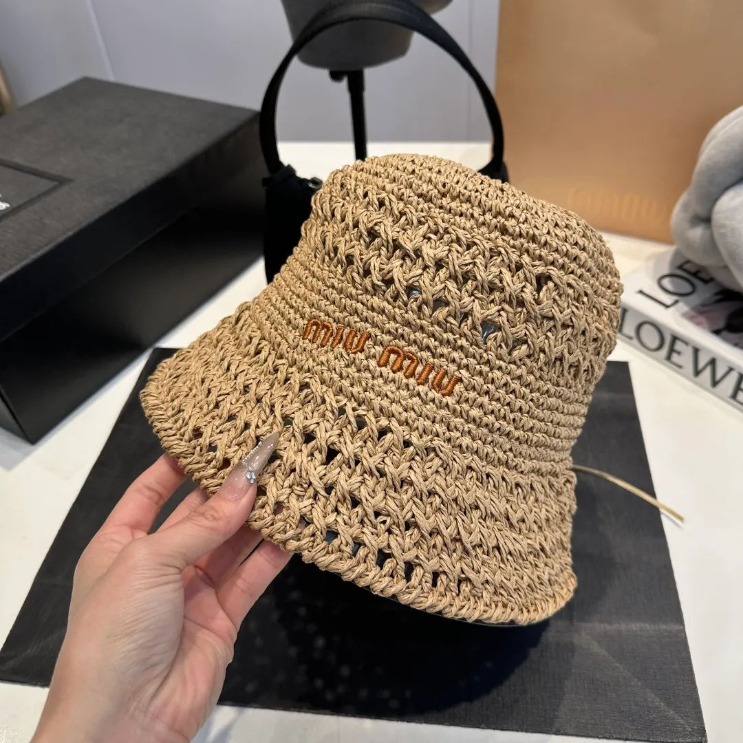 P60 miumiu embroidered handhook hat, ladylike round hat, high-end customization, head circumference 57cm