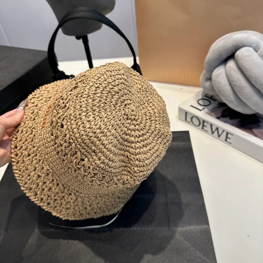 P60 miumiu embroidered handhook hat, ladylike round hat, high-end customization, head circumference 57cm