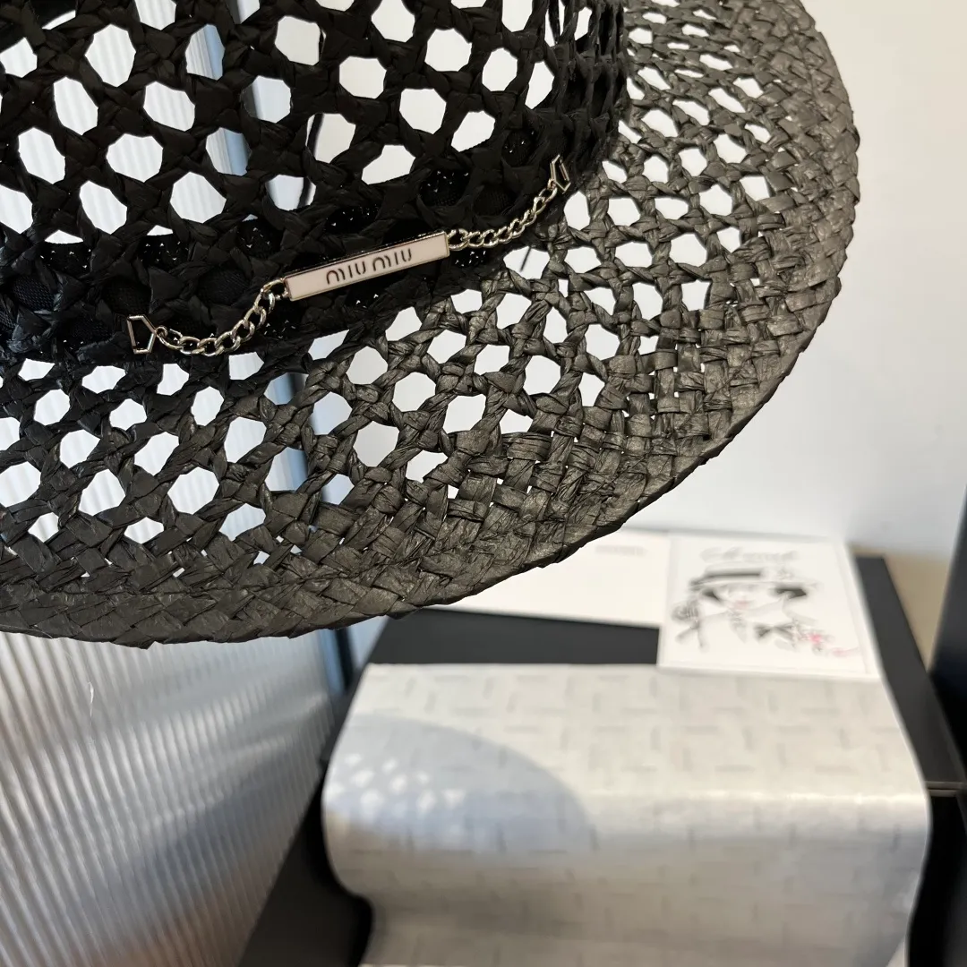 💰150¥ miumiu new style top hat, hollow top hat, head circumference 57cm