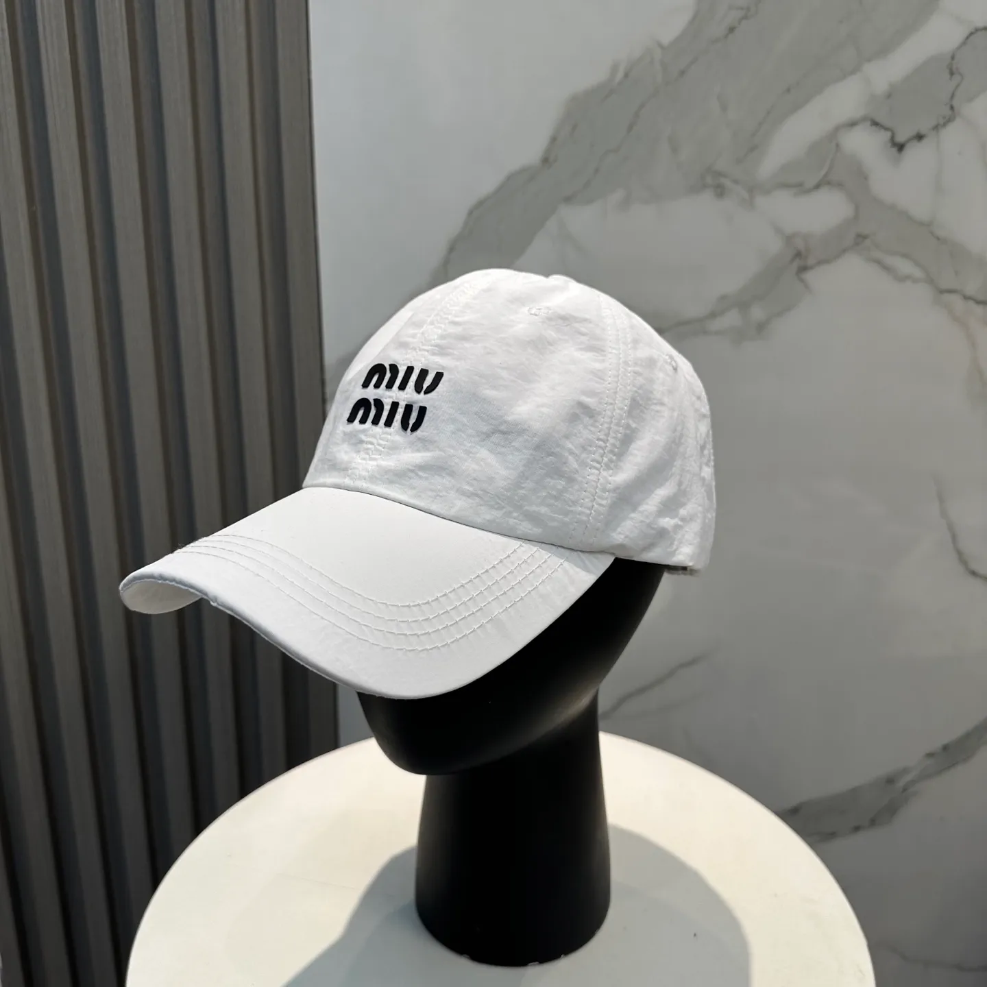 P60 miumiu new quick-drying simple baseball cap 🧢Light, breathable, trendy and versatile, Xiaohongshu grows grass, poison Get your boyfriend and cool together