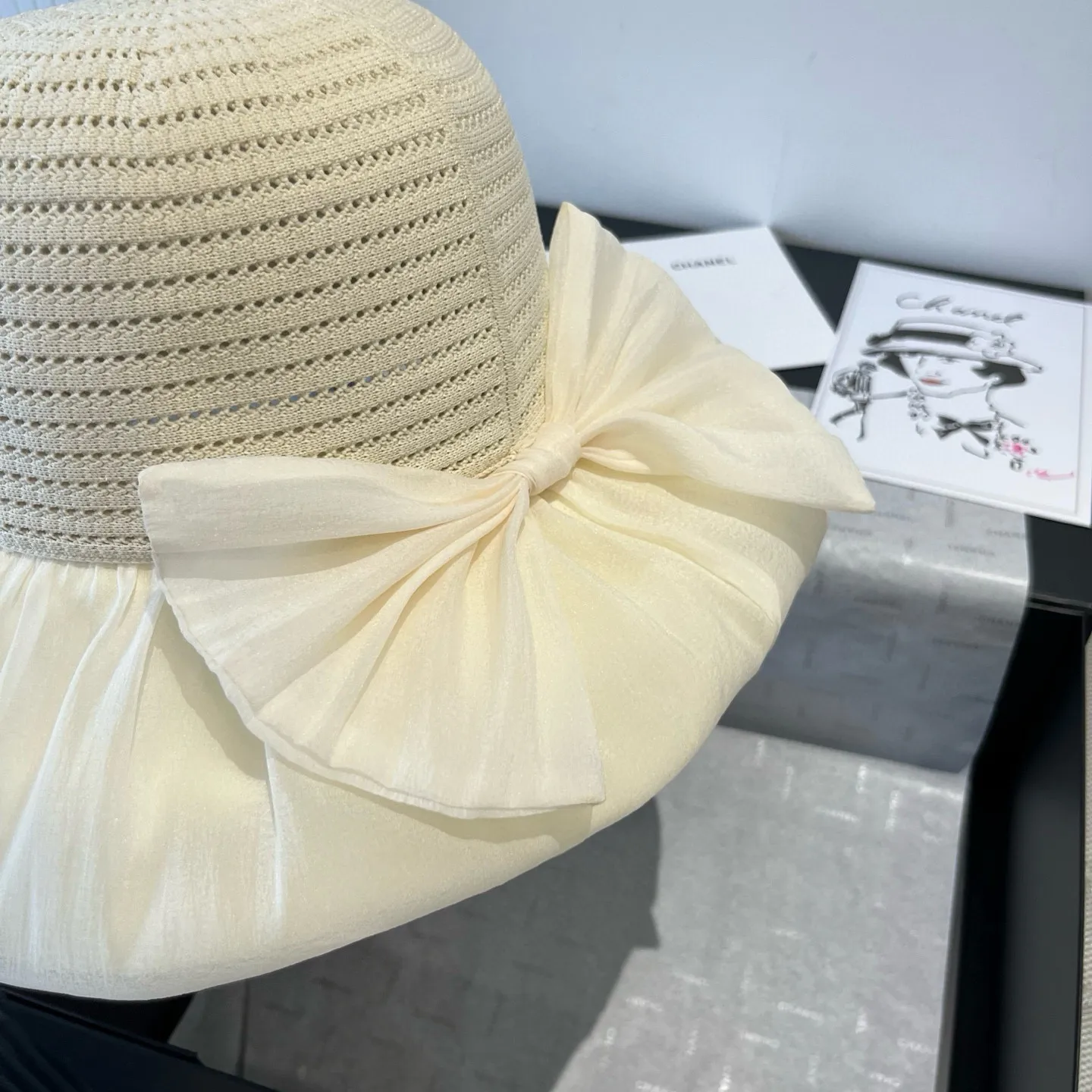 💰120¥ miumiu new lantern hat, sunshade straw hat, anti-UV brim, head circumference 57cm