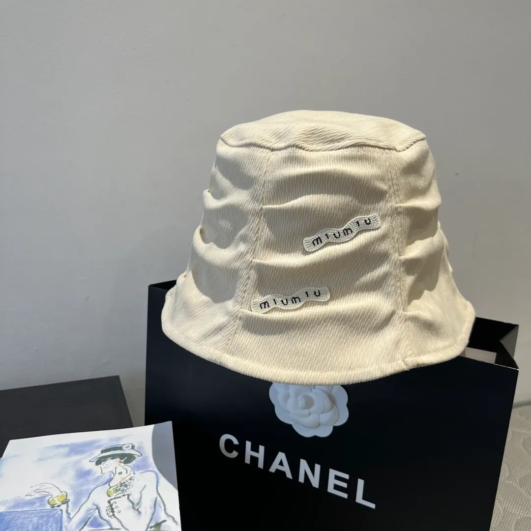 💰100¥ miumiu new bucket hat head circumference 57cm