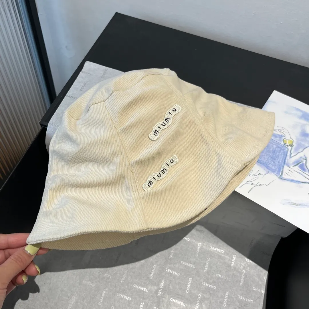 💰100¥ miumiu new bucket hat head circumference 57cm